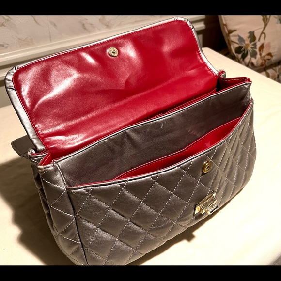Sliver shoulder purse - Picture 2 of 3